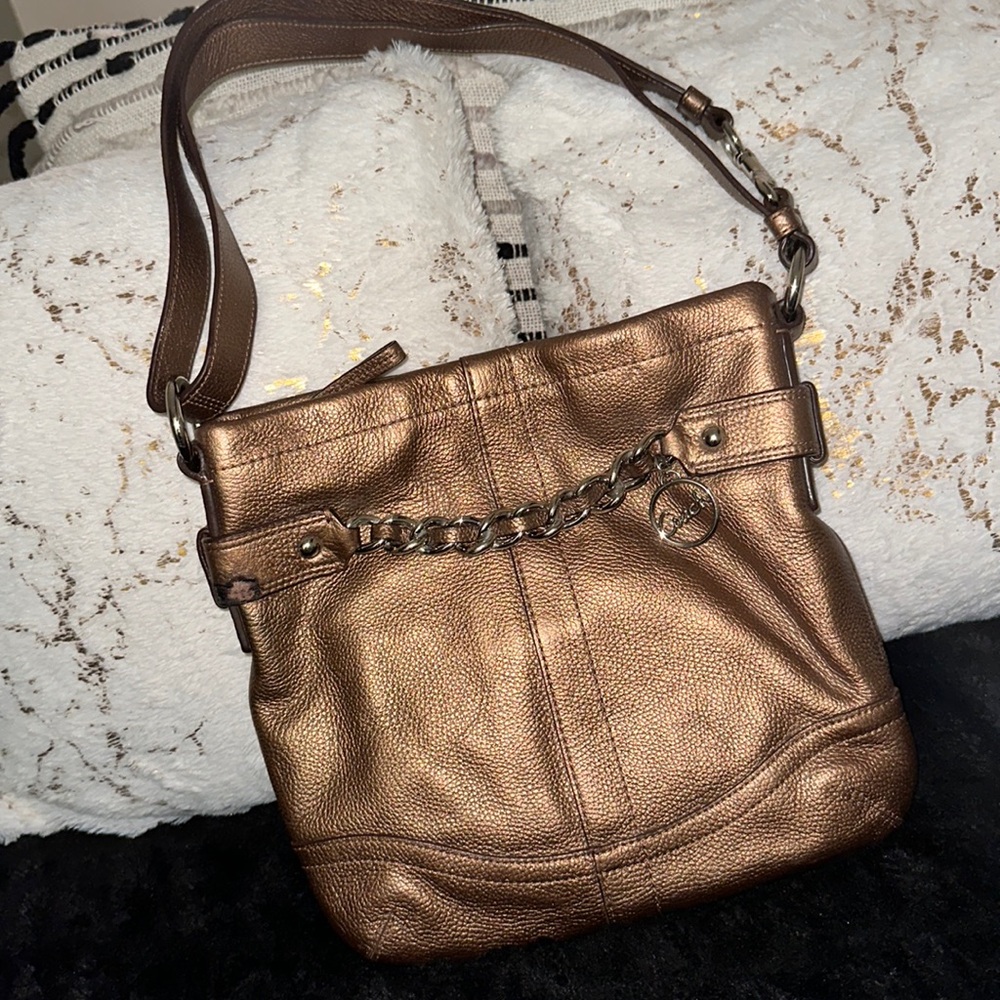 Bronze Coach